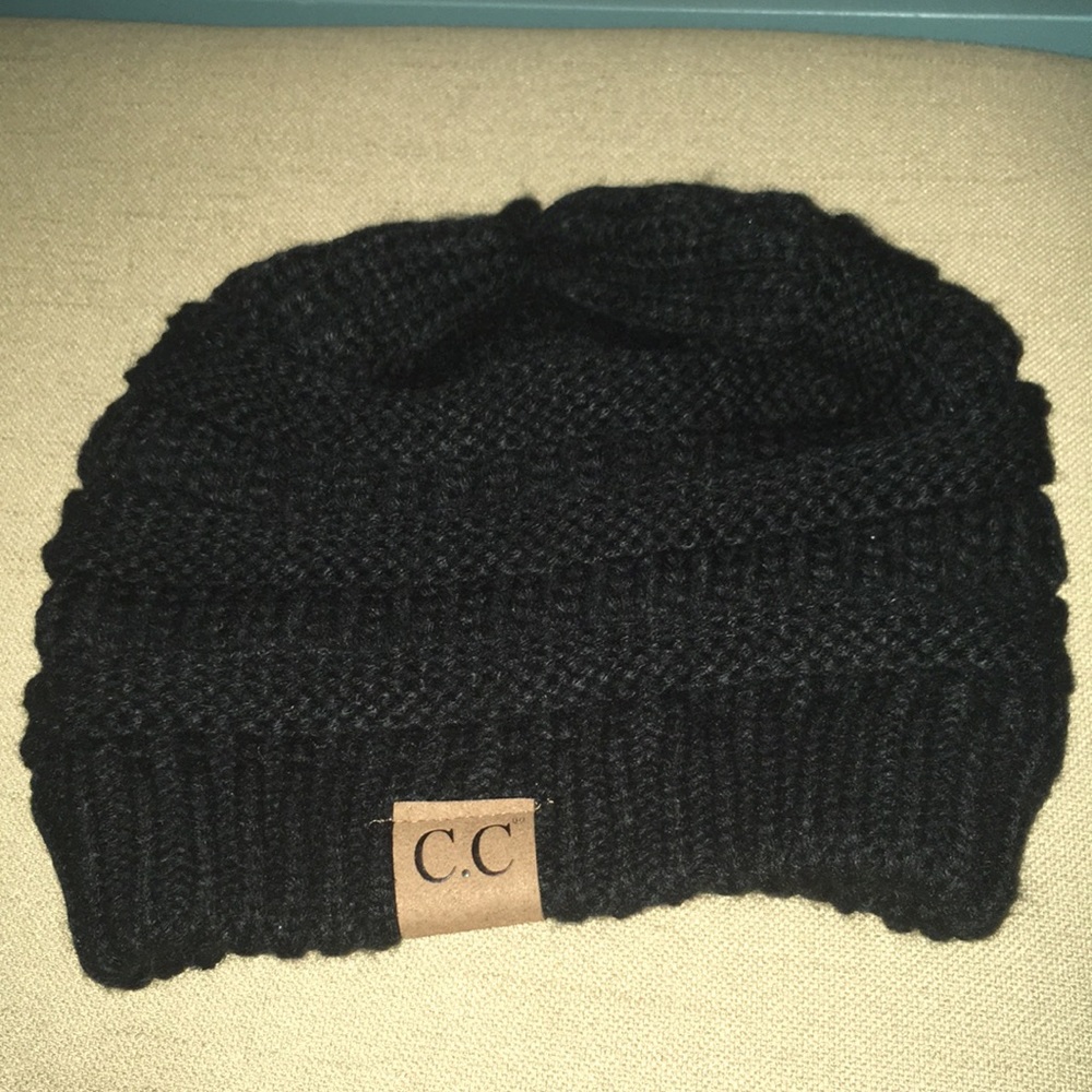 Black Knit Beanie Hat